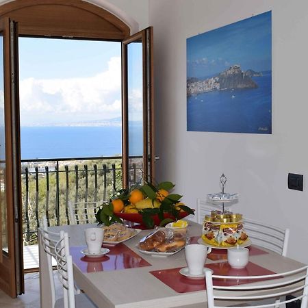 Achille Home B&B Соренто Екстериор снимка