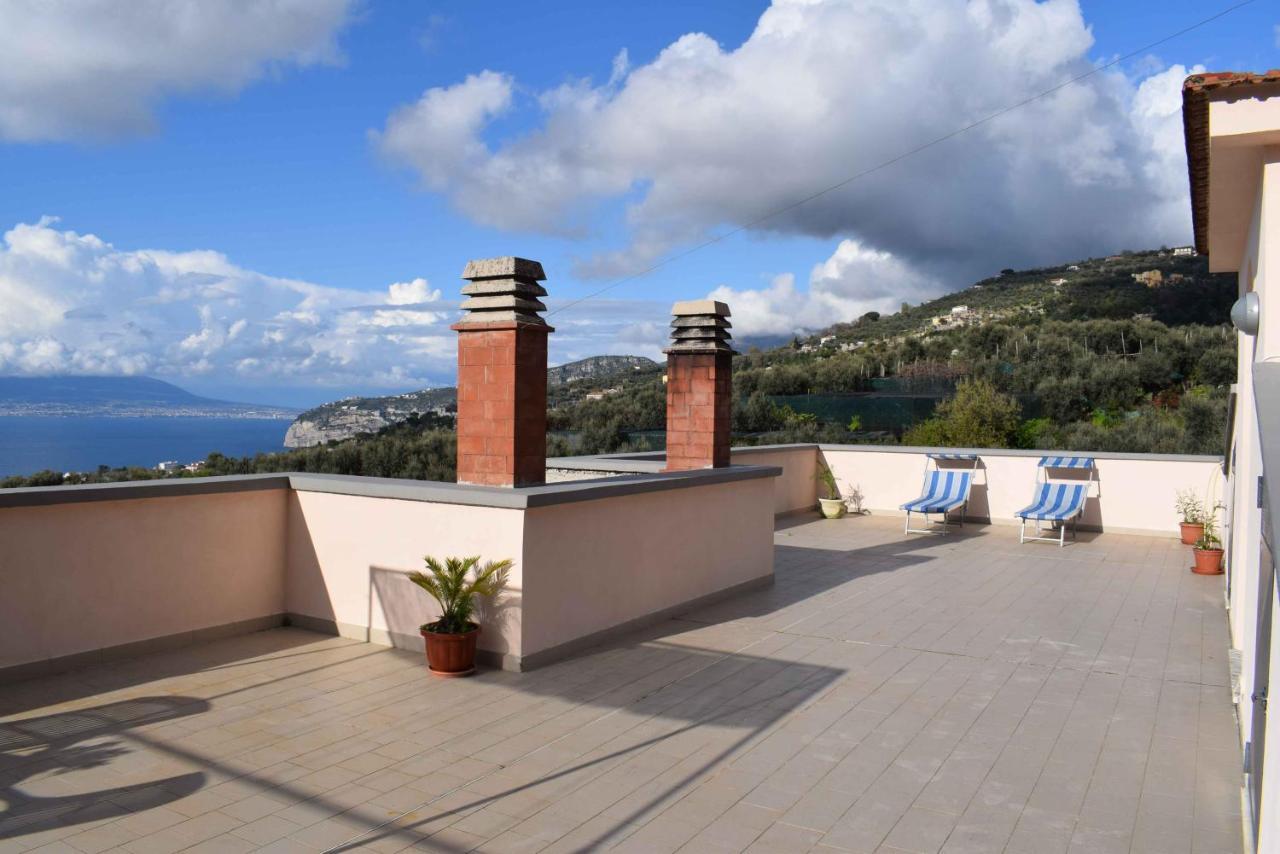 Achille Home B&B Соренто Екстериор снимка
